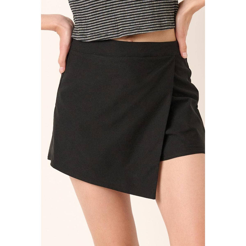 
                  
                    OVERLAY WRAP FRONT MINI SKORT - Grace + Diane
                  
                